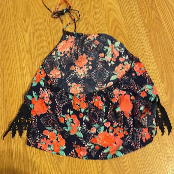 Flower halter top - Picture 3 of 3